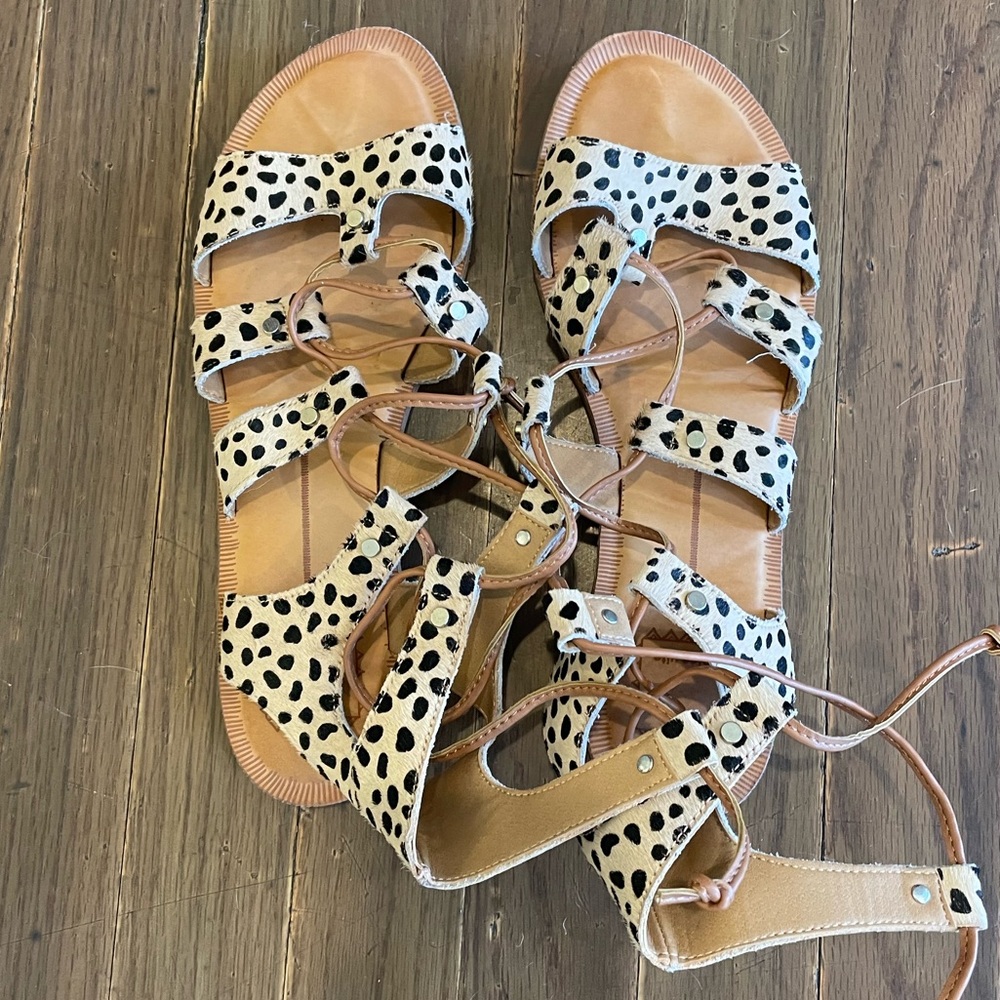 Dolce Vita Sz 8.5 Gladiator Sandals